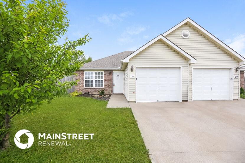 Foto principal - 205 Palmer Ct