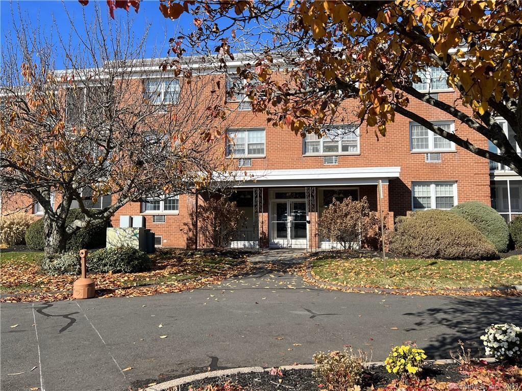 181 Melba St Unit 318, Milford, CT 06460 Condo for Rent in Milford