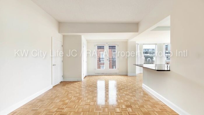 Primary Photo - Great Location & Spectacular View!