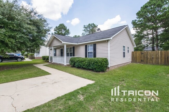 Building Photo - 744 N Shadowbrook Dr