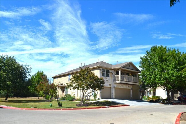 Foto del edificio - 9201 Brodie Ln