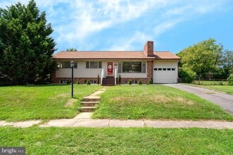 Building Photo - 3908 Melvern Pl