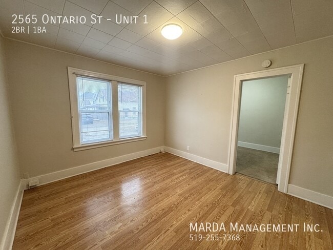 Building Photo - COZY 2BED/1BATH MAIN FLOOR UNIT IN WALKERVILLE PLUS HYDRO & GAS!