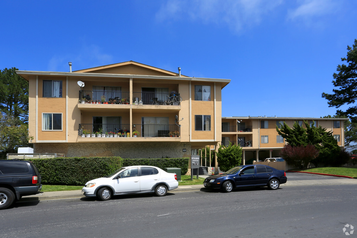 Primary Photo - Campos Apartments