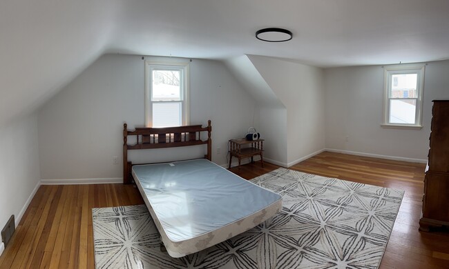 Upstairs bedroom #1 - 4510 Allegheny Rd