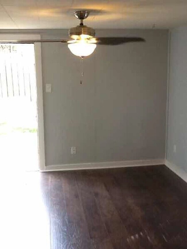 Foto del edificio - Great 2 Bedroom Apartment in Midtown!