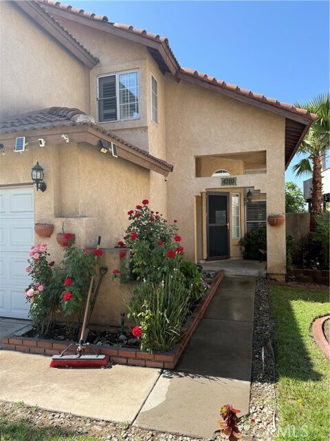 Foto del edificio - 10237 Kernwood Ct