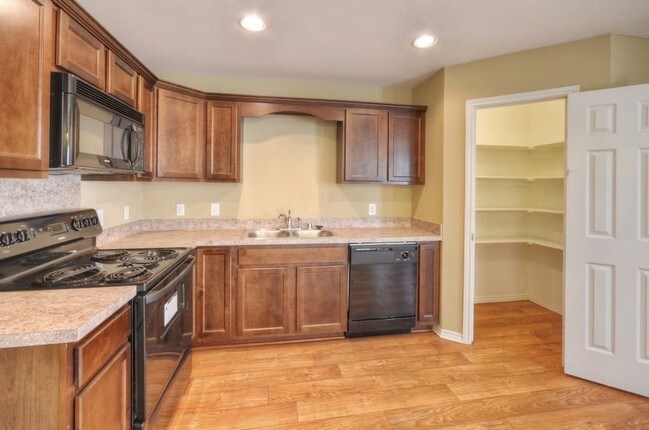 Foto del edificio - 15614 Gatsby Ln