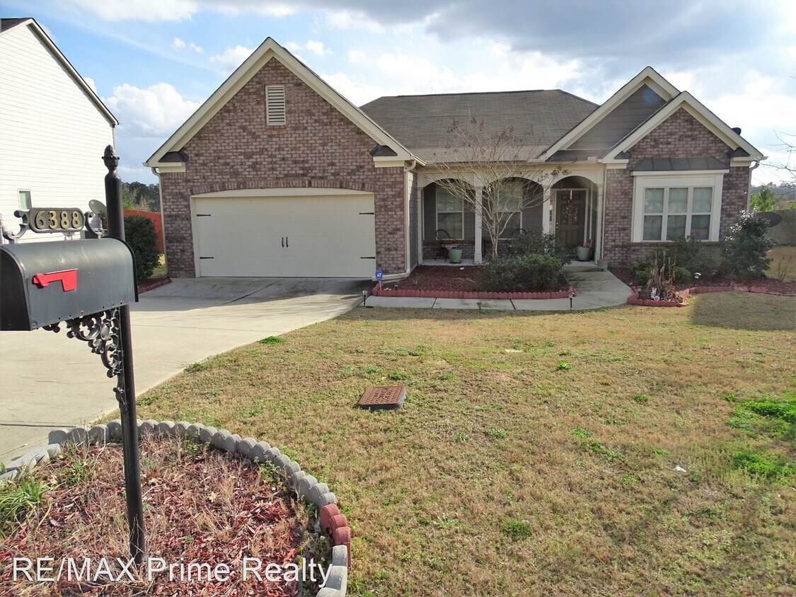 Primary Photo - 4 br, 2 bath House - 6388 Lemongrass Drive