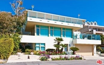 Building Photo - 31709 Sea Level Dr