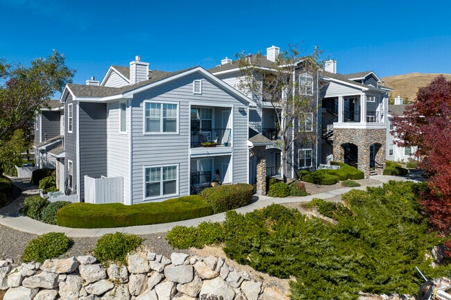 Building Photo - Manzanita Gate Apartments
