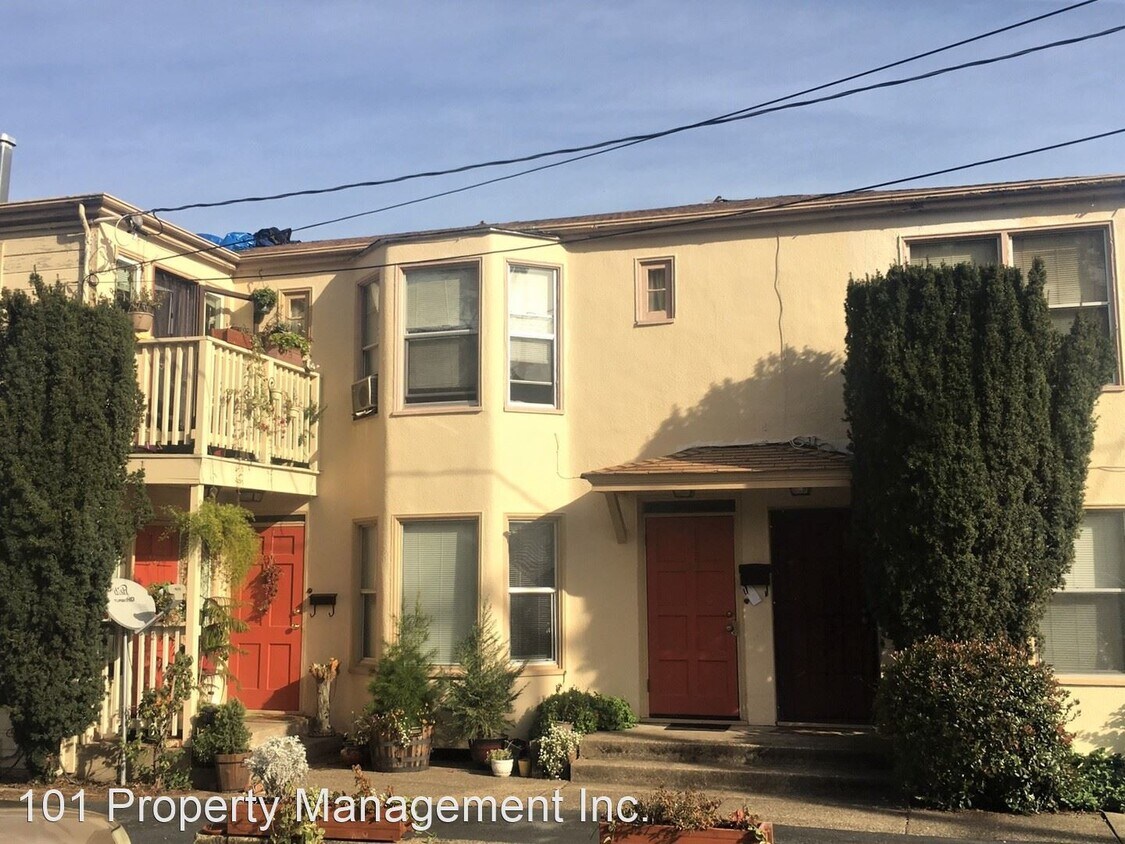 Primary Photo - 202-208 W Henry St