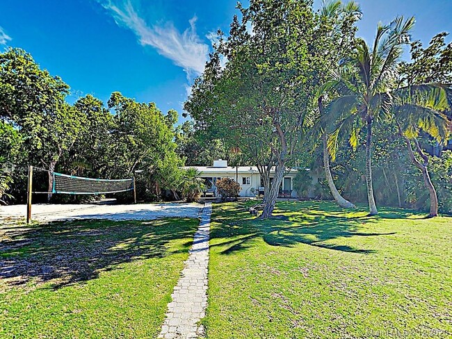 Building Photo - 146 Plantation Blvd