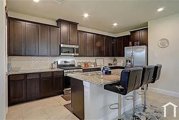 Building Photo - 11205 Blaze St