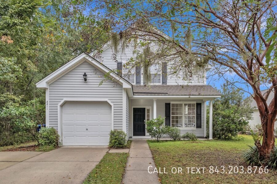 Primary Photo - 8811 Tigershark Ave