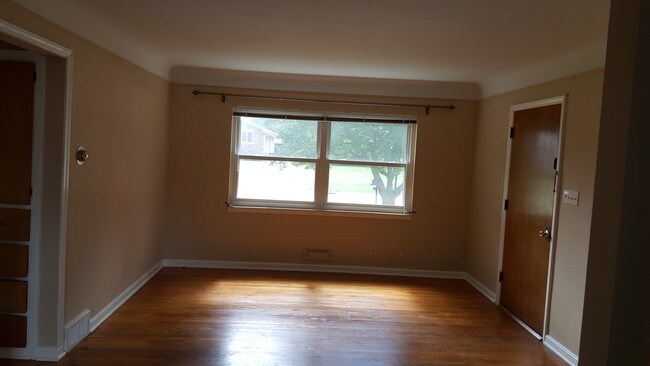 Building Photo - 167 Kenridge Rd