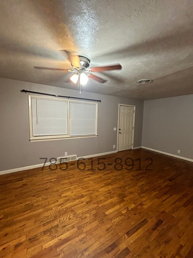 Foto del edificio - 611 N Sycamore St