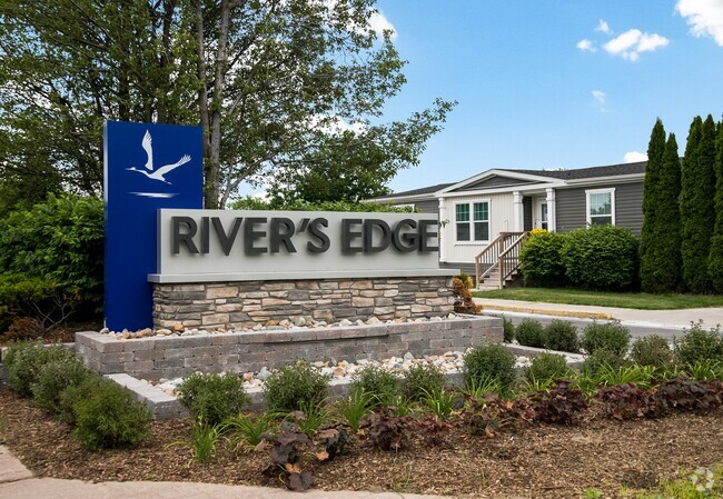 Building Photo - Rivers Edge