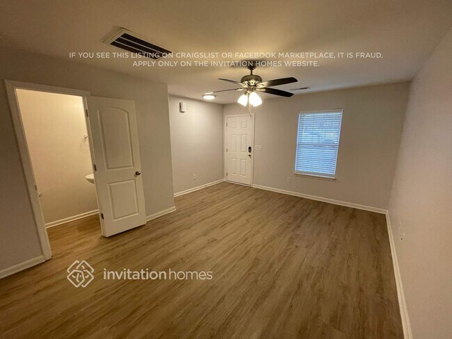 Foto del edificio - 6528 Pennacook Dr