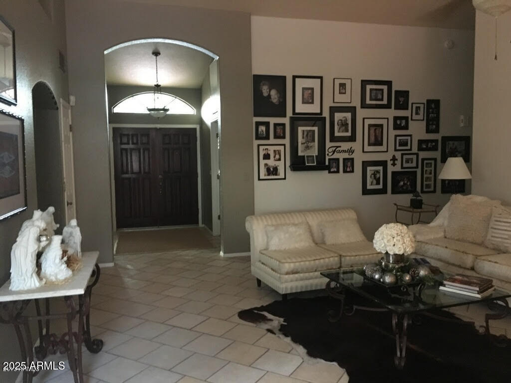Foto principal - 3201 N 110th Ave