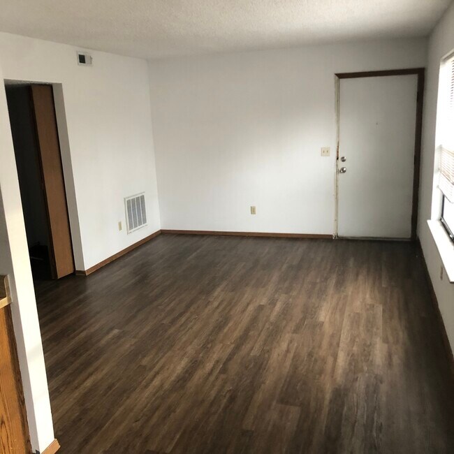 Foto del edificio - 410 N Hesperia St