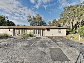 Building Photo - 32719 Blossom Ln