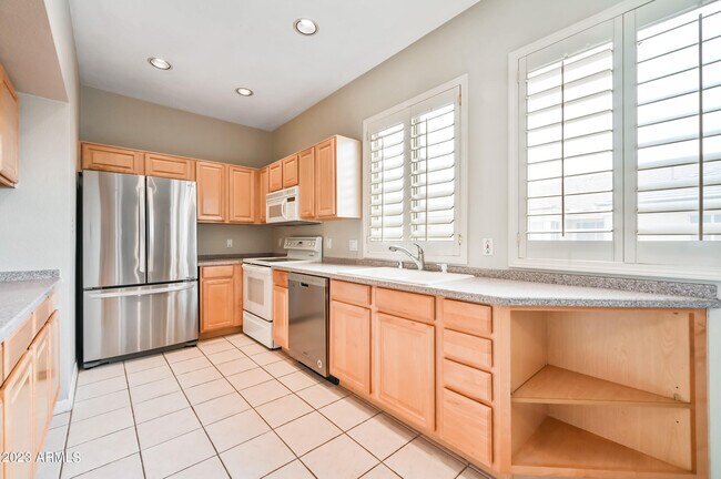 Building Photo - 7887 N 16th St