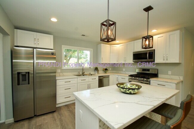 Foto del edificio - Quality Home in Santa Veneita with Amazing...