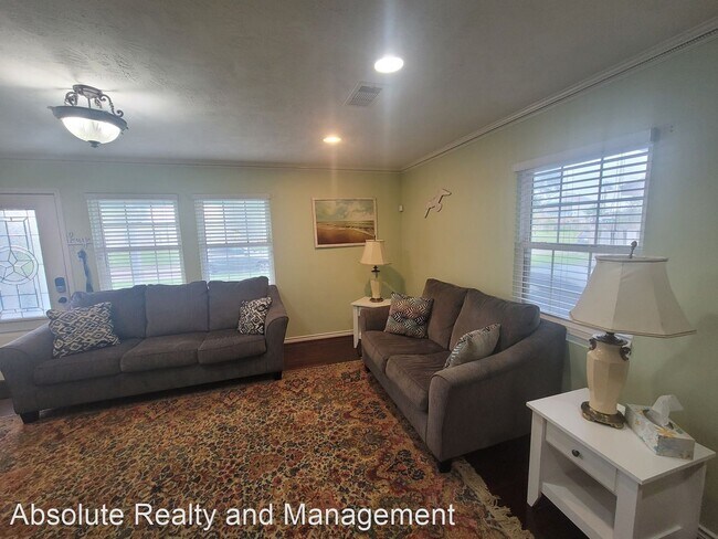 Foto del edificio - 3 br, 1.5 bath House - 5712 Borden