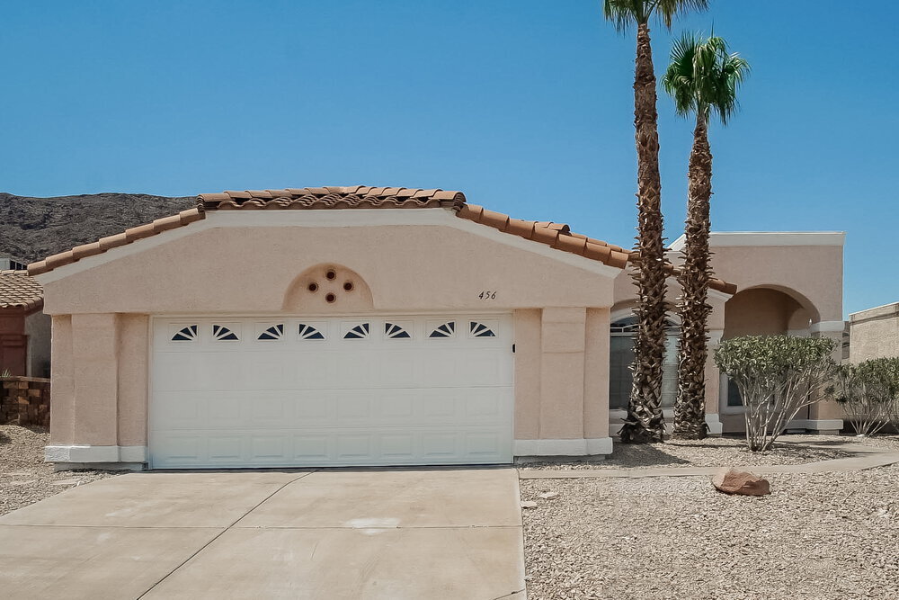 Primary Photo - 456 Wright Way