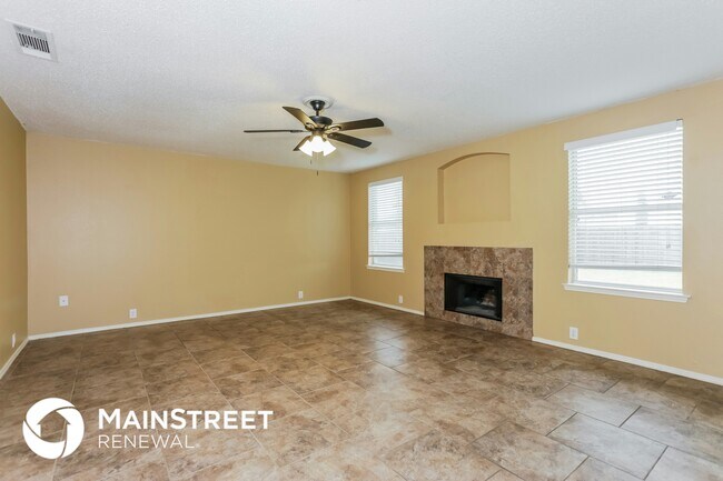 Foto del edificio - 1502 Clemson Dr