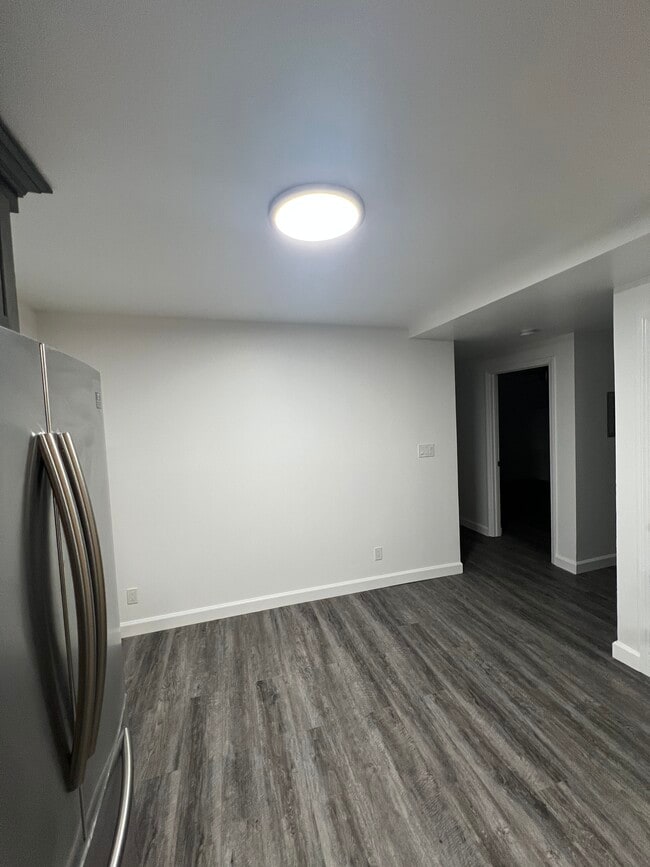 Dining Area - 1010 Chester St