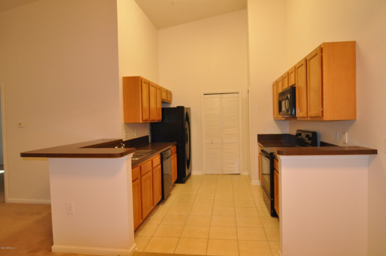 Primary Photo - 5201 Playpen Dr