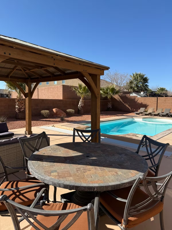 Building Photo - 4077 Gritton St