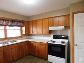 Building Photo - 1710 Lawndale Ave