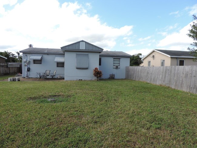 Building Photo - 3654  Corrigan Court