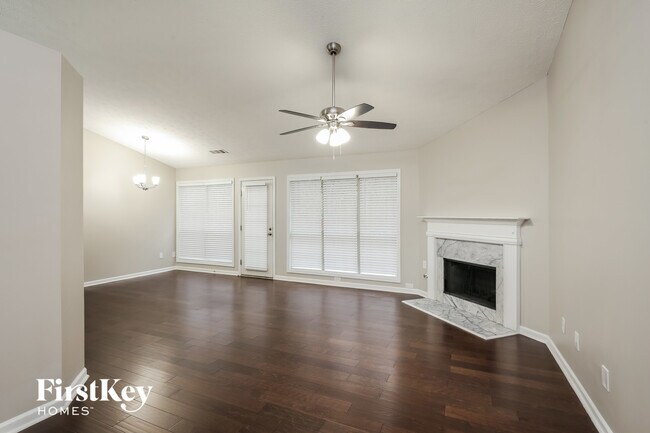 Foto del edificio - 181 Clarion Rd