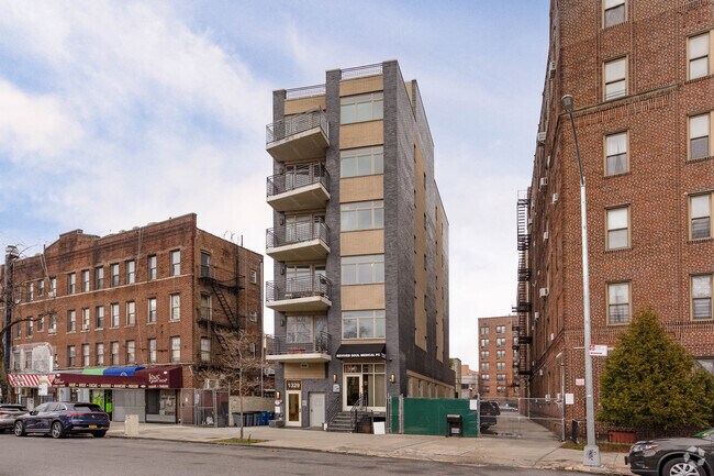 Building Photo - 1329 E 17th St