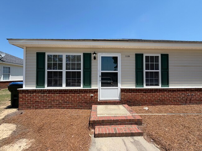 Building Photo - 2139 Barefoot Park Ln SW