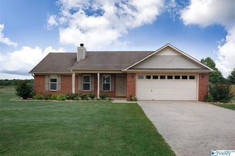 Building Photo - 218 Maddux Ct