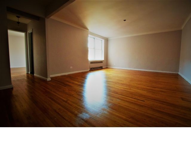 Primary Photo - 2200 Ocean Ave