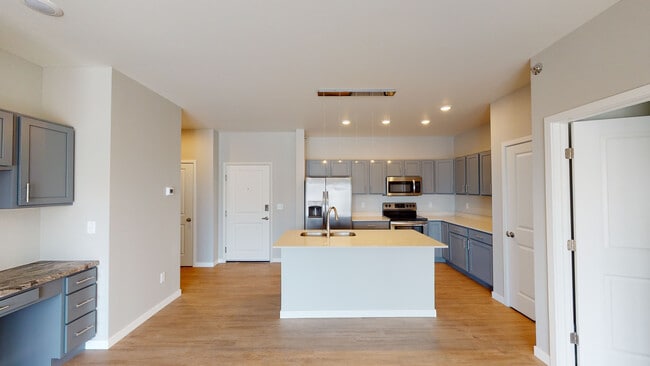 2 Bedroom - Northern Lights