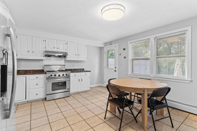 Building Photo - 81 Cotuit St
