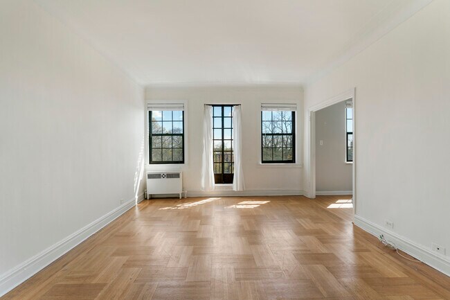 Foto del edificio - 14 N Chatsworth Ave