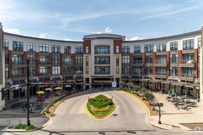 Foto del edificio - Centercourt Condominiums