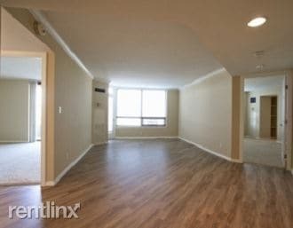 Building Photo - 3329 E Bayaud Ave