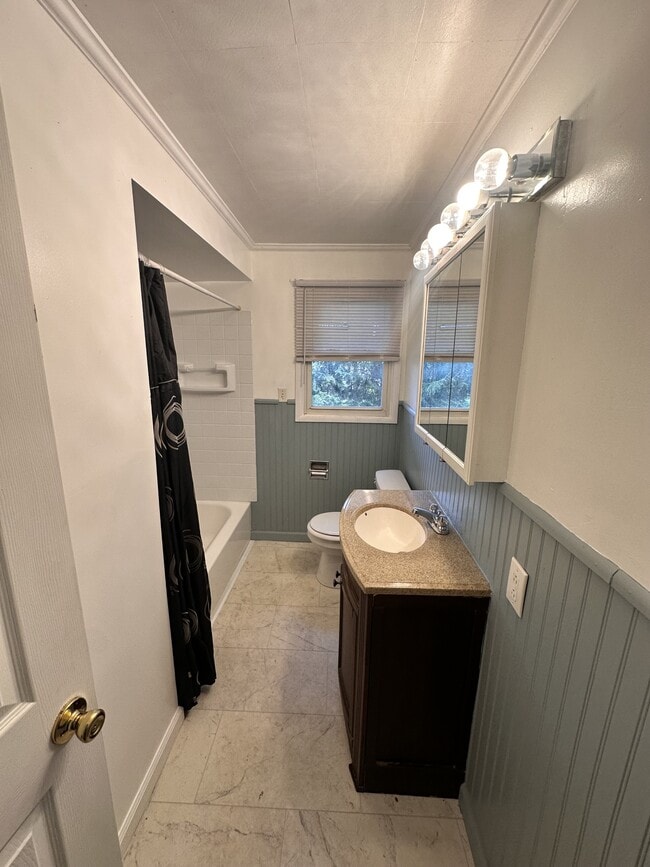 Building Photo - 2696 Spencerport Rd