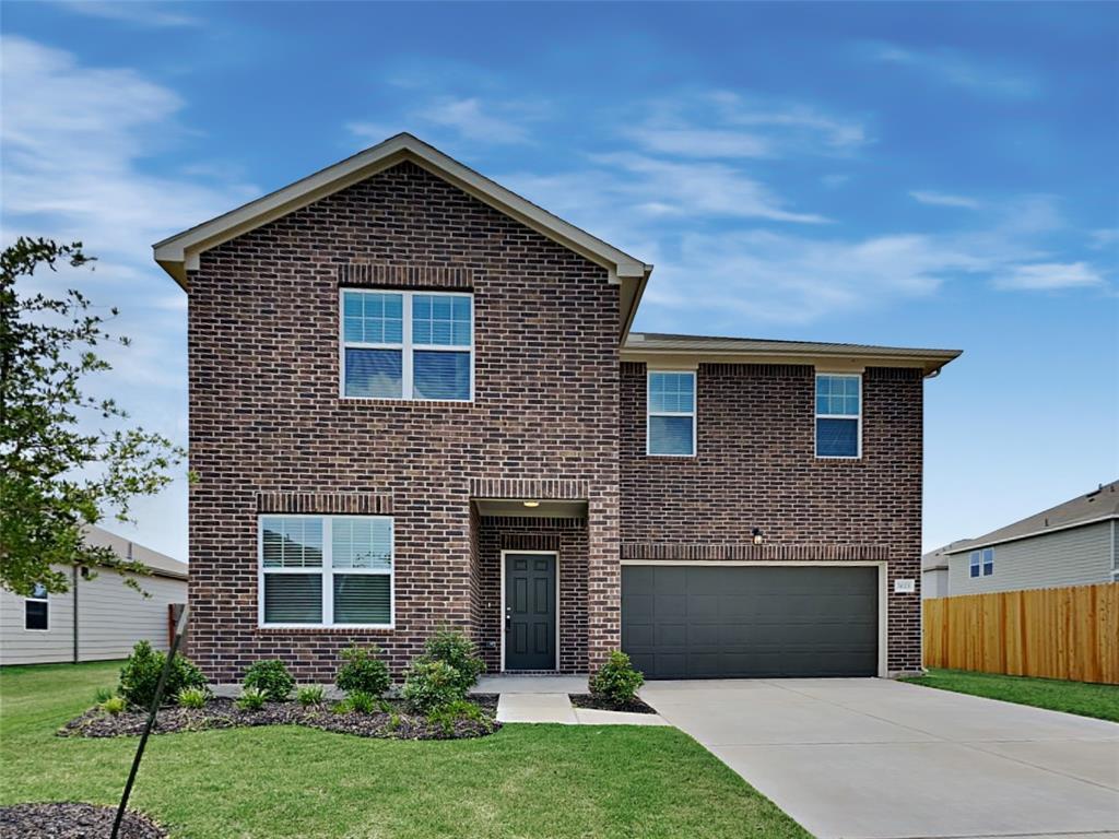 Foto principal - 5023 Highland Crest Dr