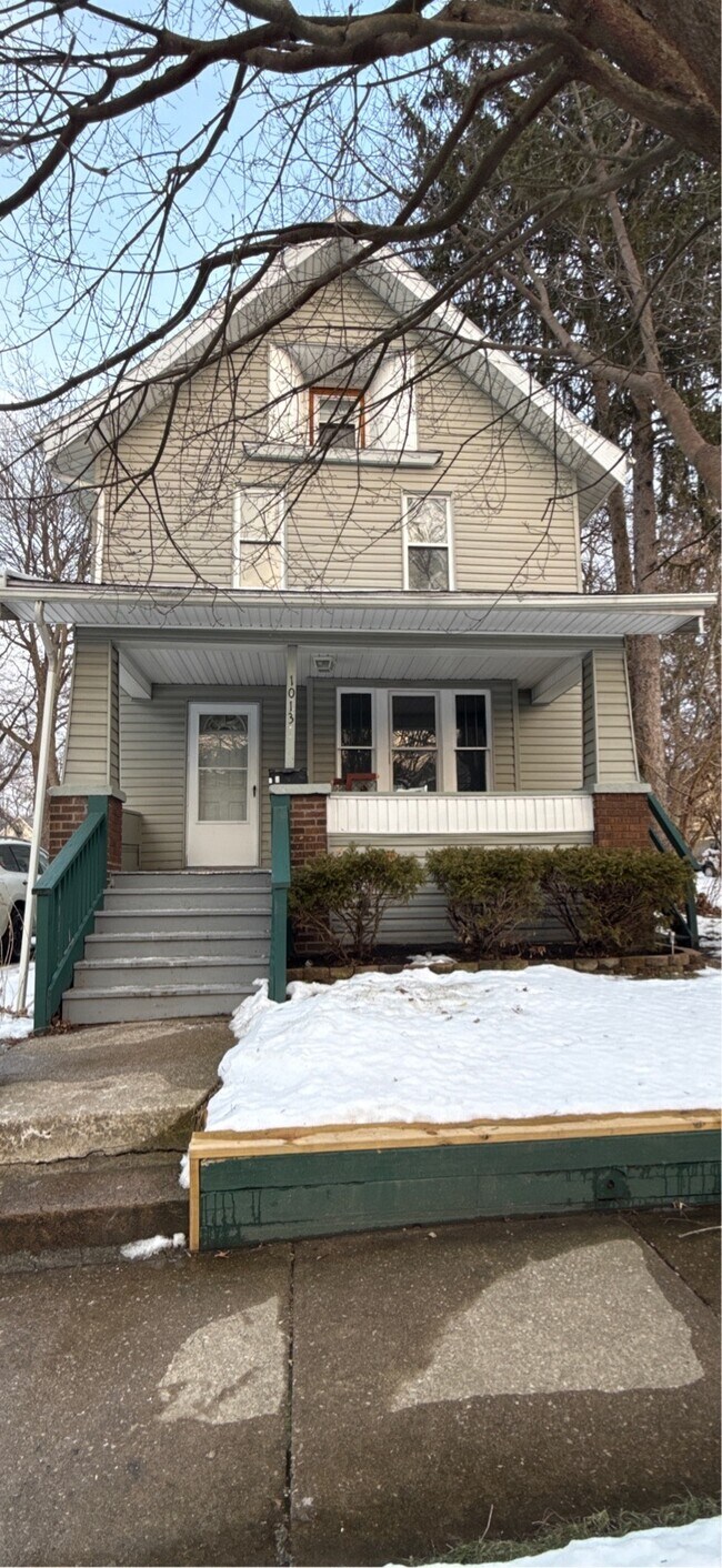 Foto del edificio - 1013 Celina Ave