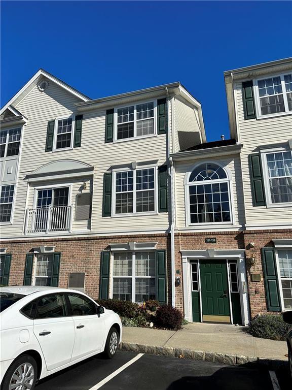 Building Photo - 134 Limerick Ln